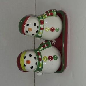 Vintage FSG ceramics snowman salt and pepper shakers with holder plate.
